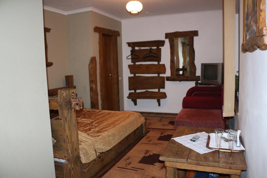 Eco Grill Hotel Restaurant Aquarius Lvov Pokoj fotografie